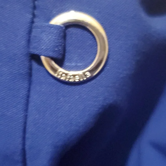 Shorts - Picture 2 of 3